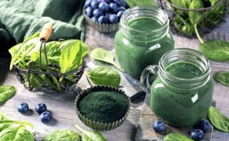 How is spirulina produced by craftsmen?